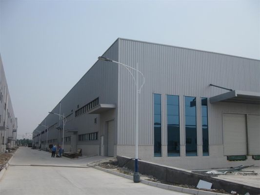 GB Standart Tek Katlı Çelik Sac Çatı ve Duvarlı, Sıcak Haddelenmiş Tekniğe Sahip Çelik Yapı Binaları