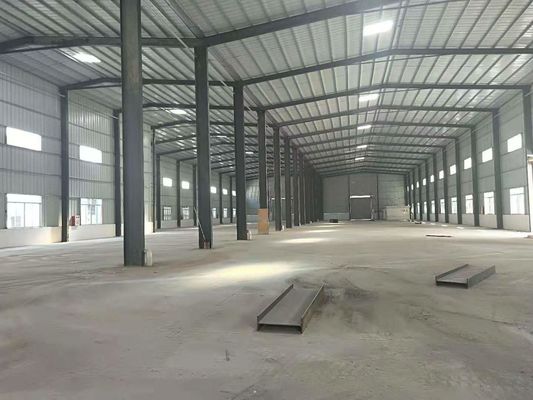 Renkli Yaprak Çatı Paneli Sıcak Battırılmış Galvanizli Purlinle Önden Yapılmış Çelik Depo