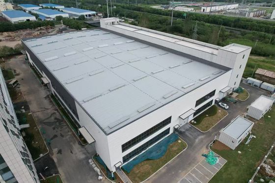 Galvanizli veya Boyalı Çelik Çerçeve Yüzeyli Dayanıklı Metal Yapı Binası