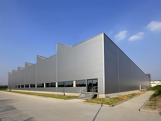 50 Yıl Hangar Ömrüne Sahip Prefabrik Çelik Yapı Depo, 10-30 Metre Özelleştirilebilir Açıklık ve 300 Km/saate Kadar Rüzgar Yükü