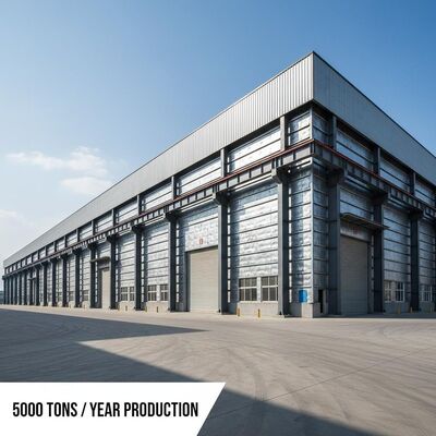 Çelik Kaplama Boyalı veya Sıcak Daldırma Galvanizli ve 50000 Ton Yıllık Üretimli Sandviç Panel ve Tek Katlı Sac Duvar Çelik Yapı Deposu